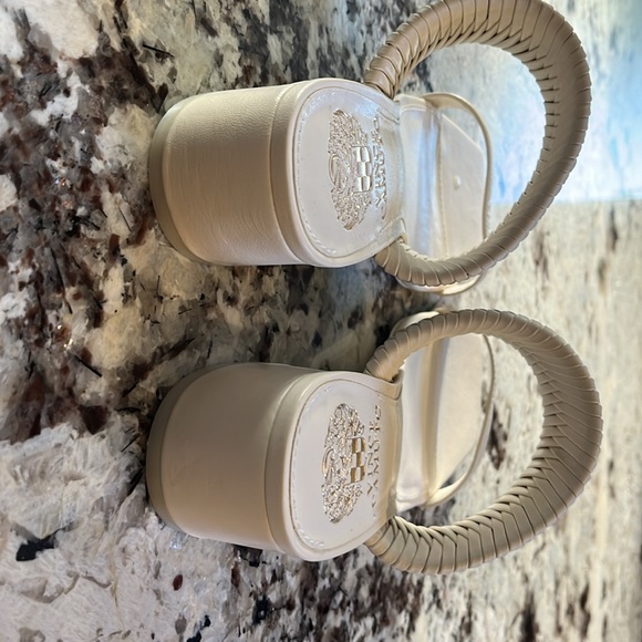 Cream Vince Camuto sandals. Never used. 8.5 - Picture 3 of 3